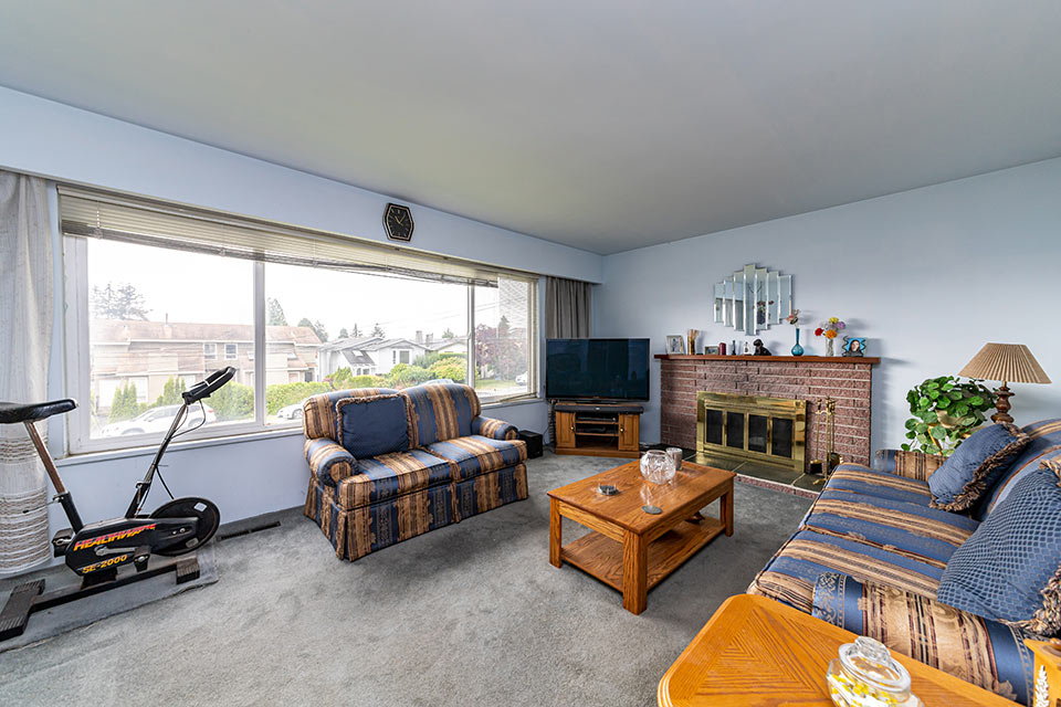 Specializing in South Slope & Suncrest areas of Burnaby, Vancouver Real Estate... Michael Dickie