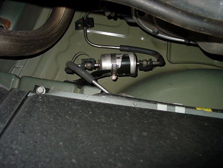 How to change the fuel filter on a Mustang