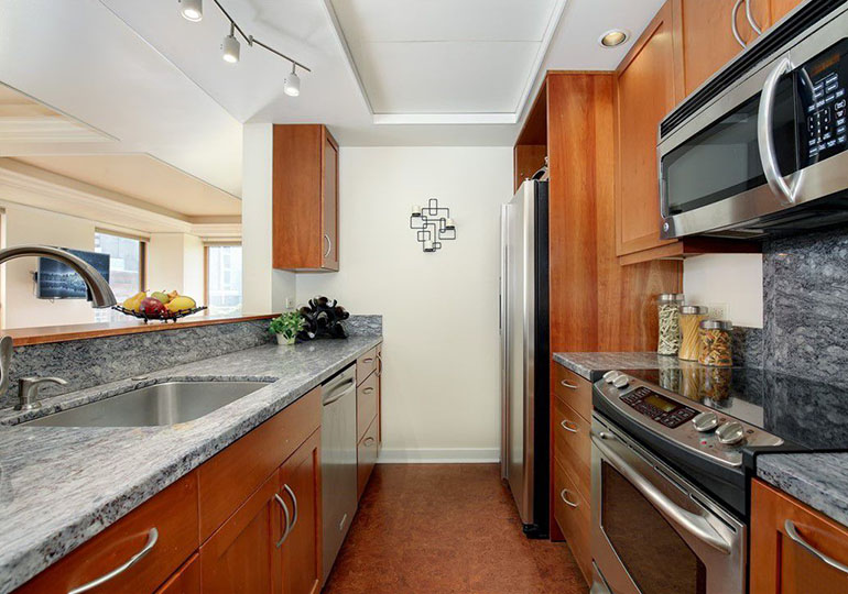 How to Maximize Space in a Tiny Kitchen