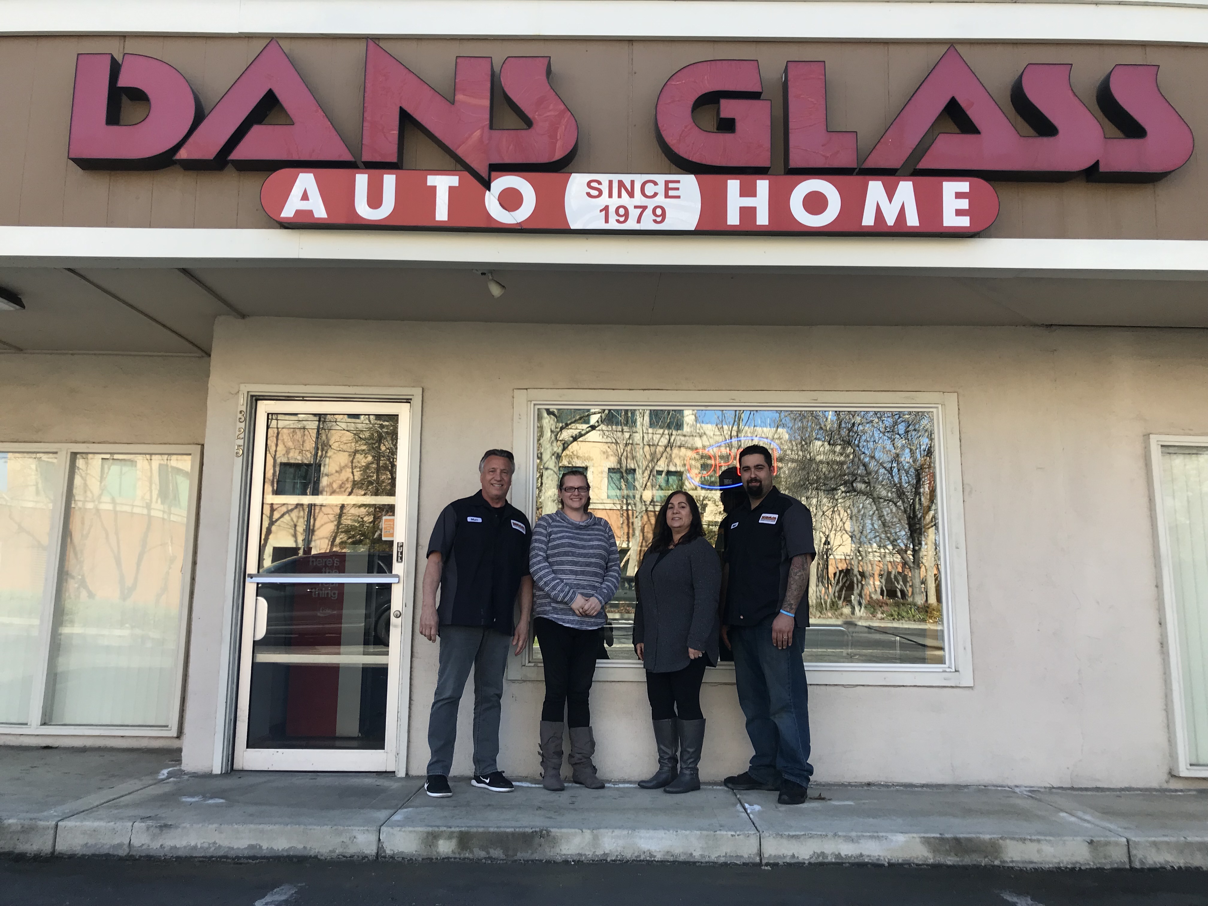 Vendor Profile Dan's Glass Gives Us a Clear Advantage Mike's Auto Body