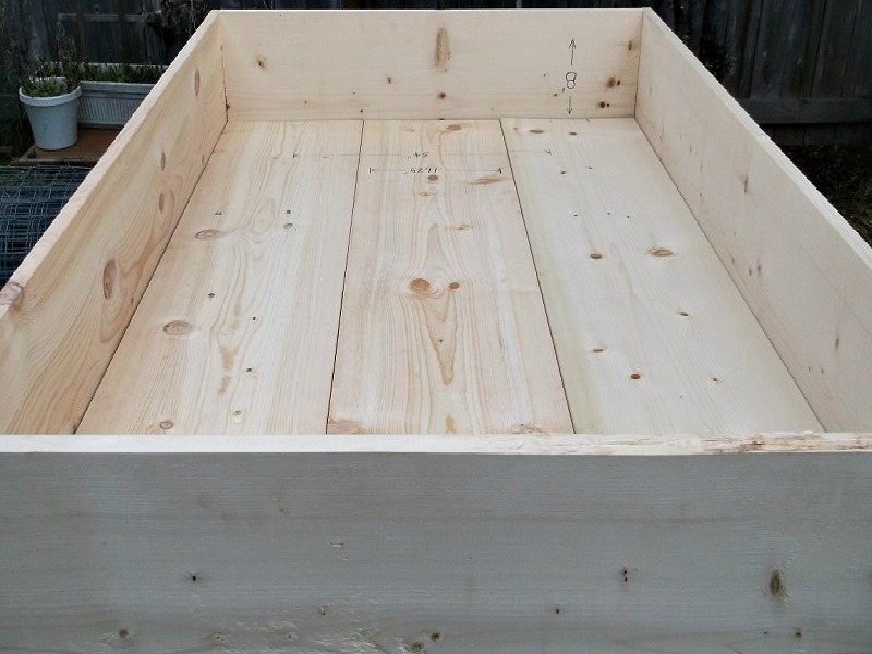 Elevated Garden Bed Drainage Holes Garden Design Ideas