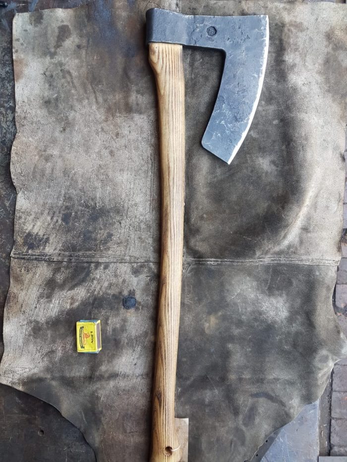 LARGE BEARDED AXE Mikula