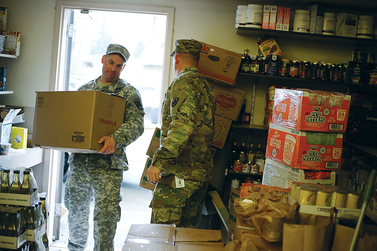 Military Department donates to Tillicum food bank Washington State