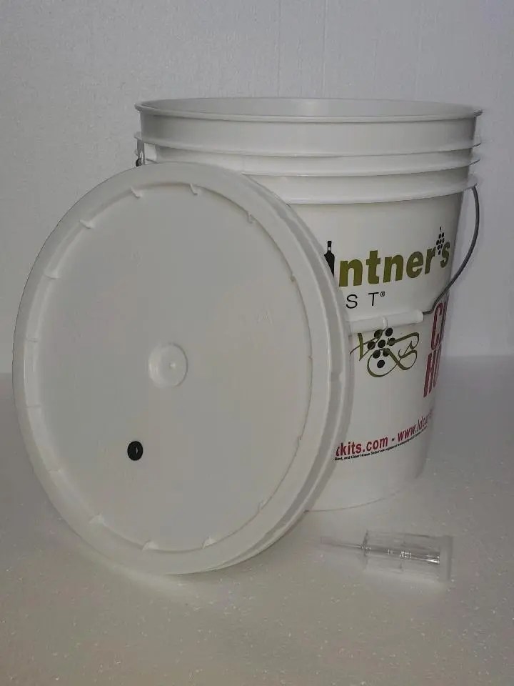 Complete Fermentation Bucket Kit (7.9 Gallon) Mile Hi Distilling