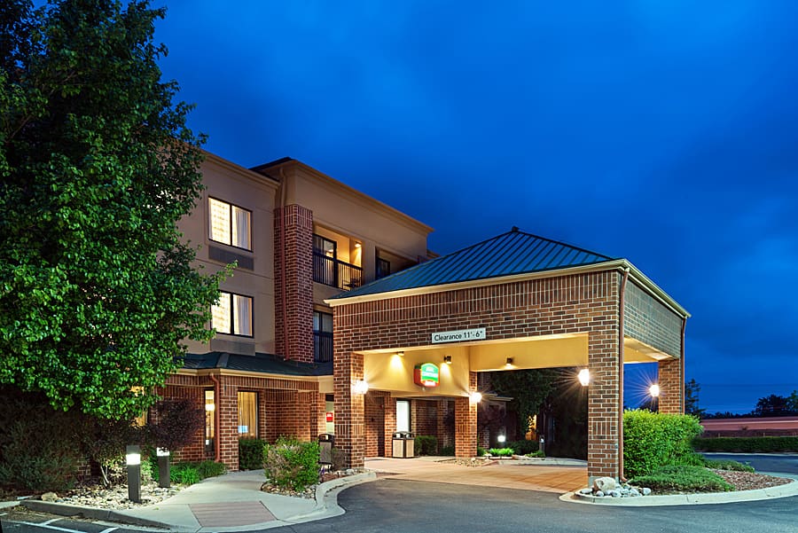 CBRE Hotels Arrange Sale of both Residence Inn & Courtyard Denver
