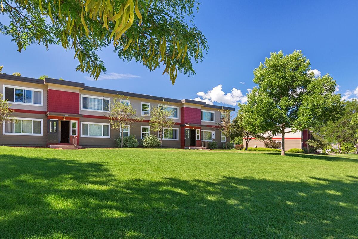 Colorado Springs Apartment Community Sells for 22M Mile High CRE