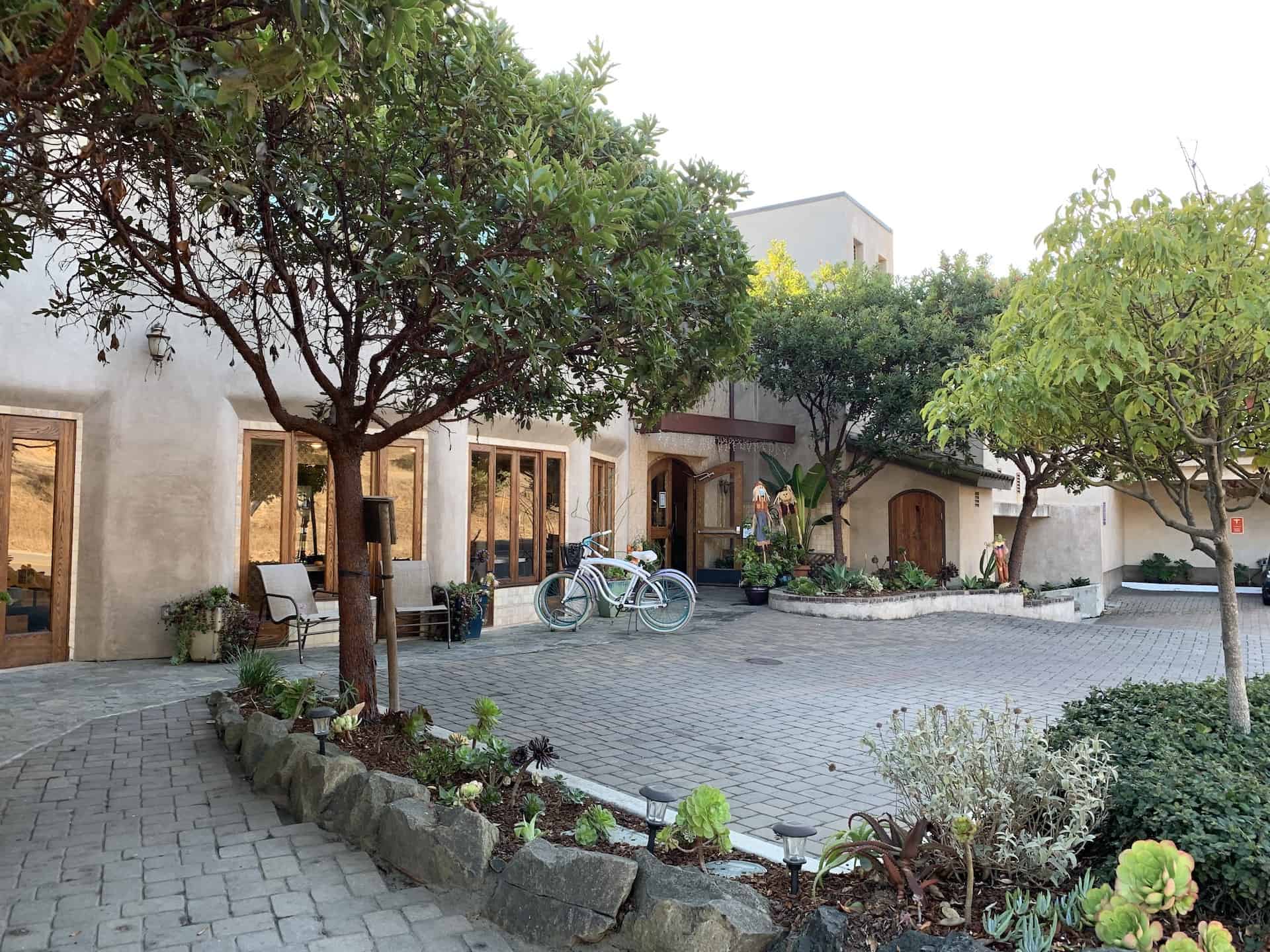 BEST PLACES TO STAY IN CAMBRIA, CA Mile Marker Memories