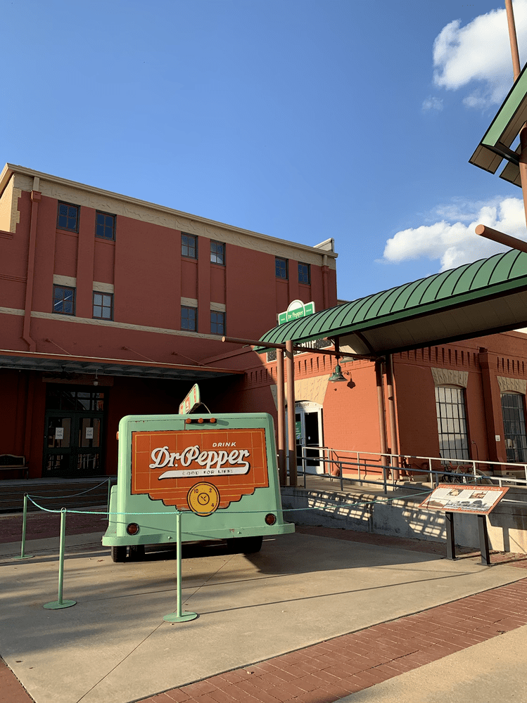 Magnolia Waco, Texas Lifestyle Blog by Samantha Blanché