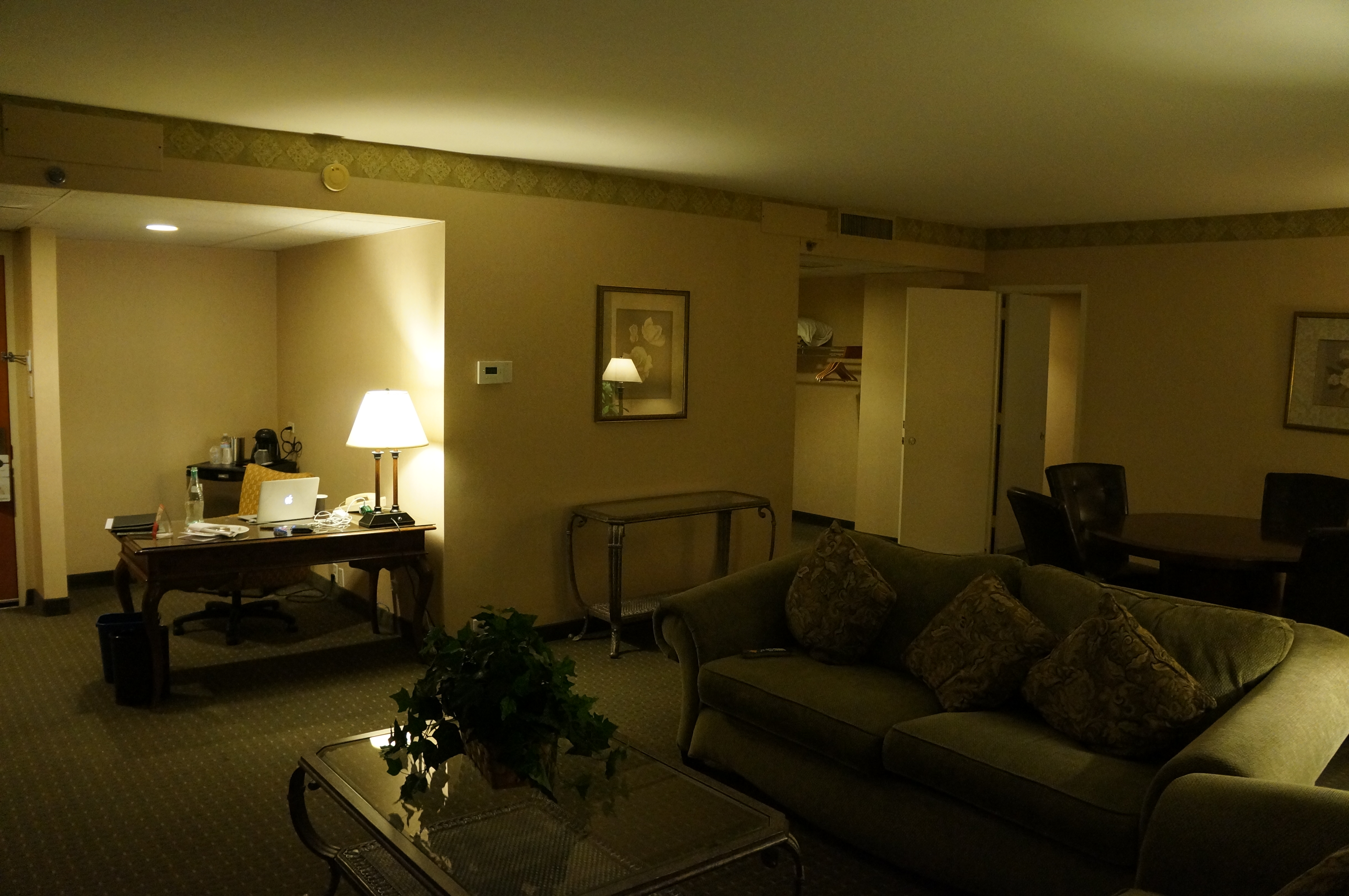 Radisson LAX an unexpected jewel in an airport hotel Miles from Blighty