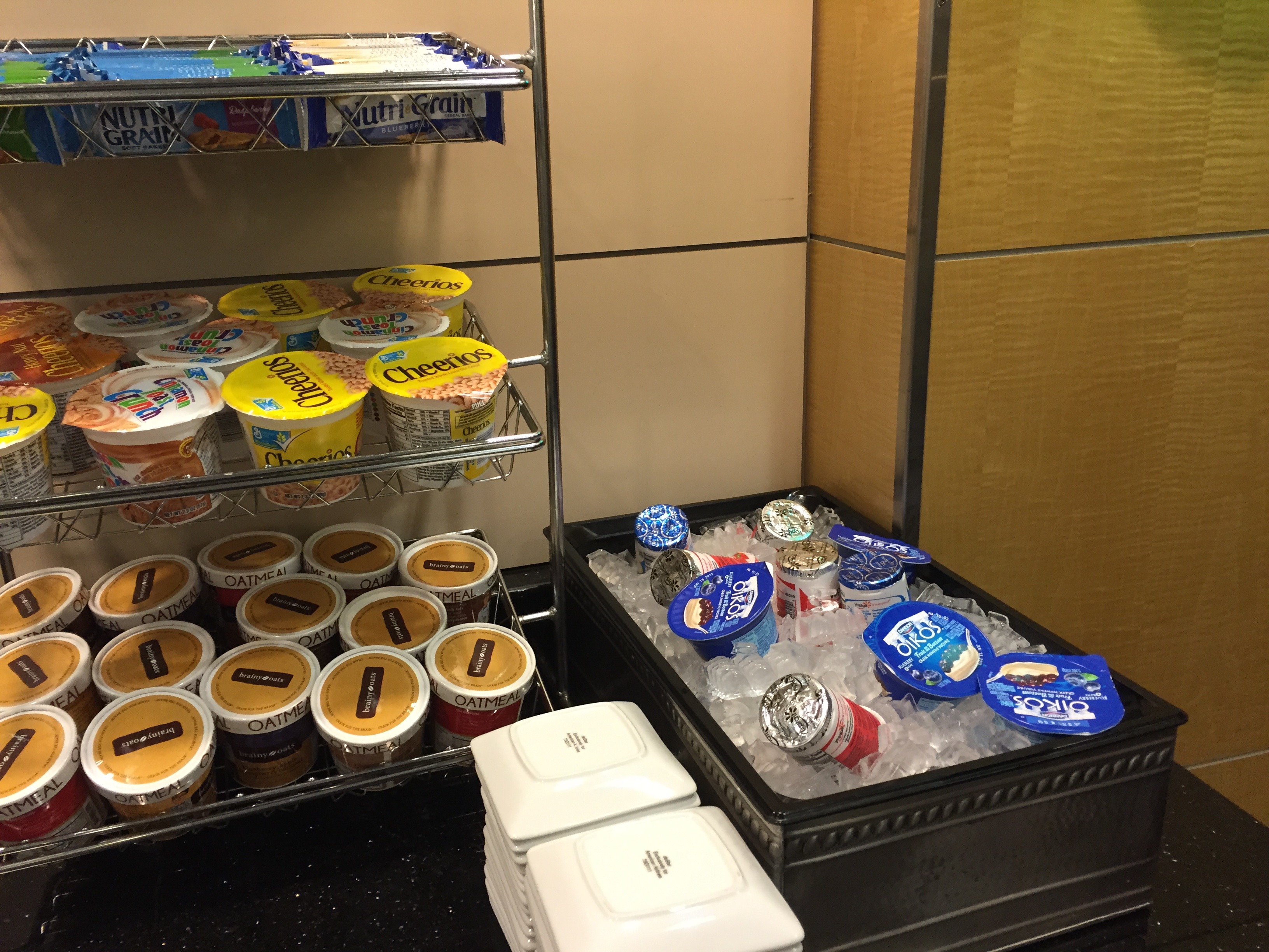 US Airways New York JFK to Phoenix and onwards to Honolulu Miles