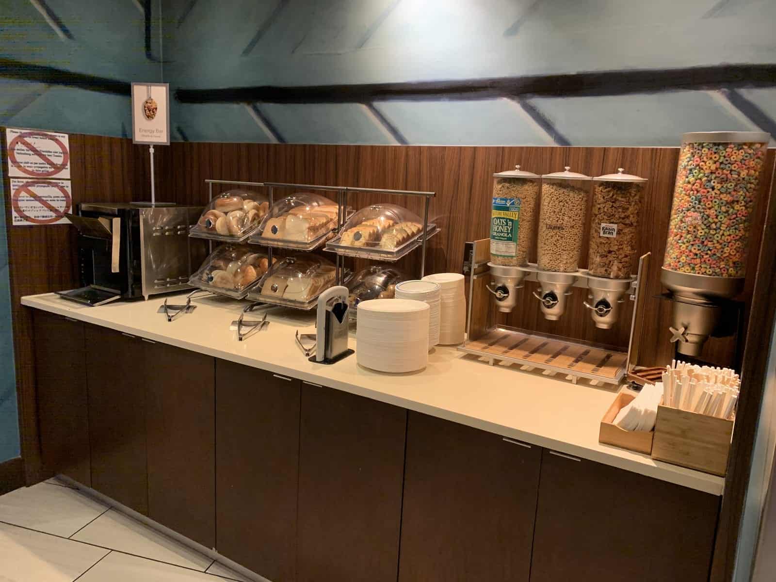 Which hotels offer free breakfast? Milesopedia