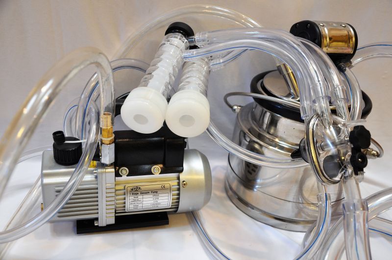 Electric Milking Pulsator Vacuum Pump Air Cow Milking Machine Milker