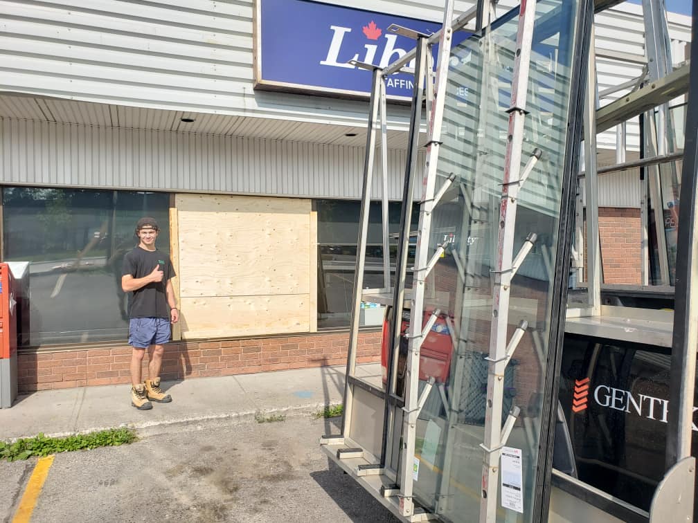 Repairs Millard Glass, Windows & Doors Inc.