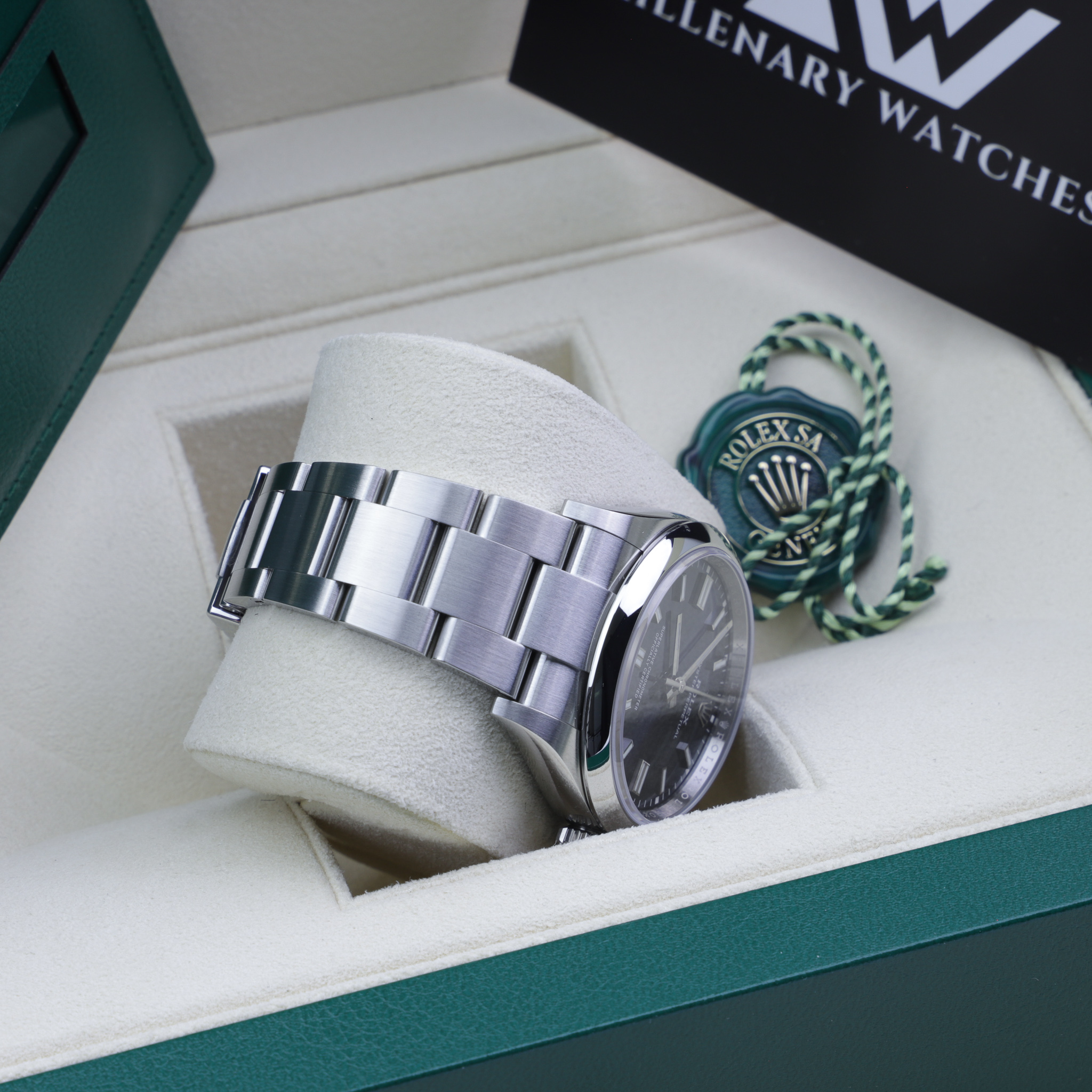 Rolex Oyster Perpetual 36 126000 Bright Blue Dial 2020 Novelty