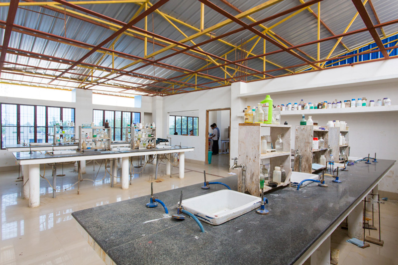 Laboratories MILLENNIUM INSTITUTE OF SCIENCES