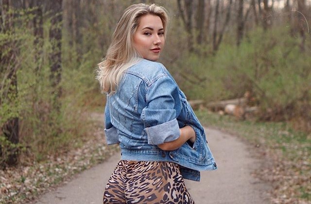 Pineapplebrat Net Worth, Age, Height, Weight, Early Life, Career