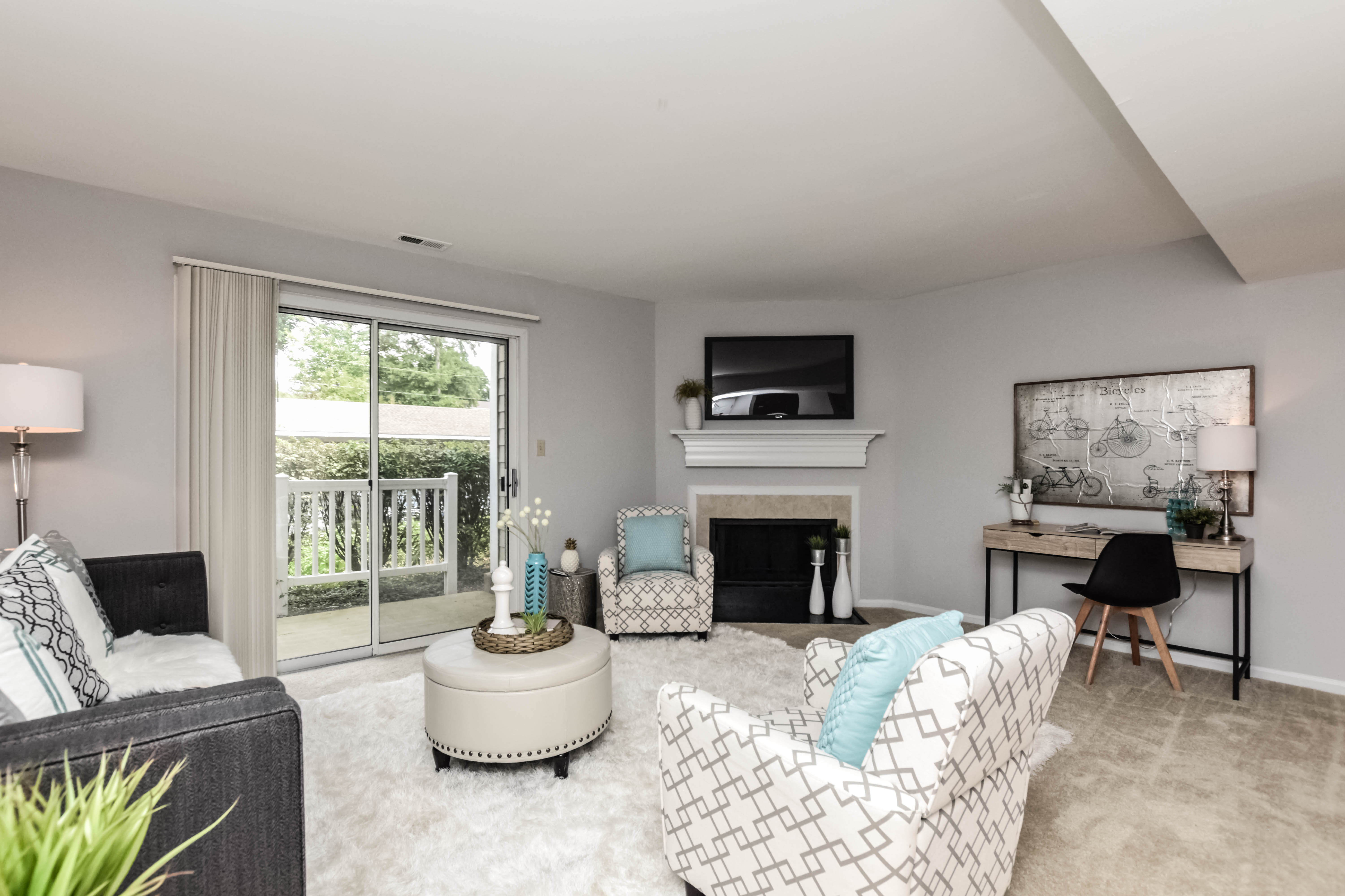 Bonhomme Village Apartments in Olivette, MO Mills Properties Mills