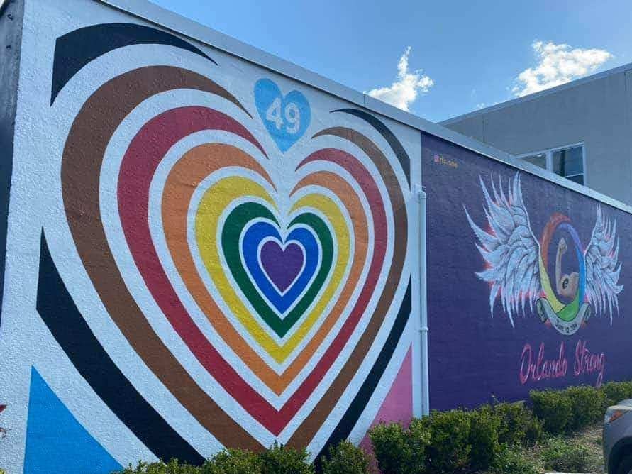 Heart mural Mills 50