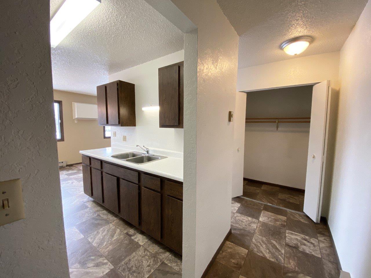 Lincoln Arms Apartments in Madison, SD Mills Property ManagementMills