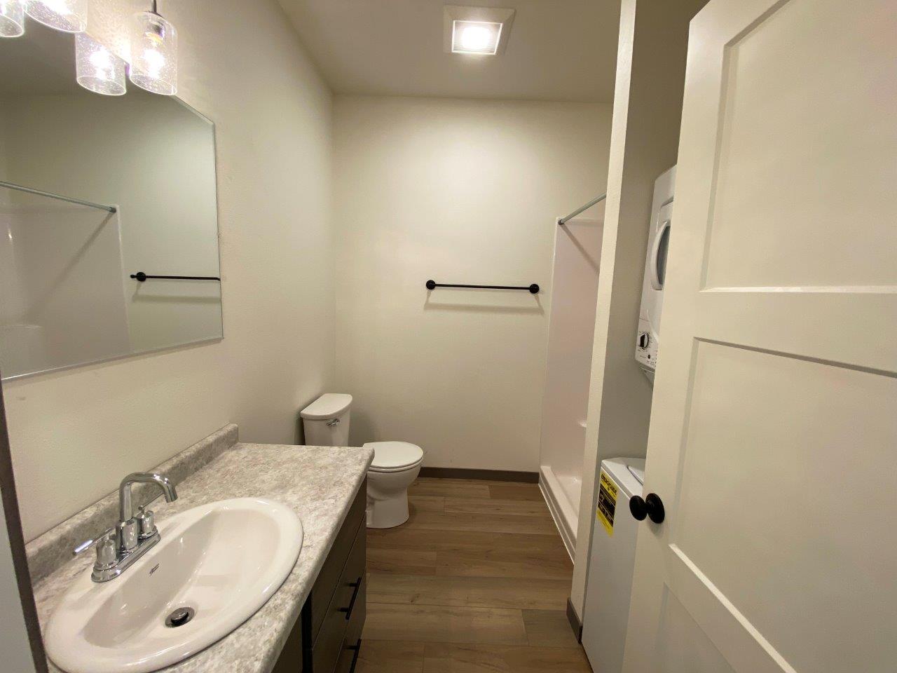 Flats on 8th in Watertown, SD Mills Property ManagementMills Property