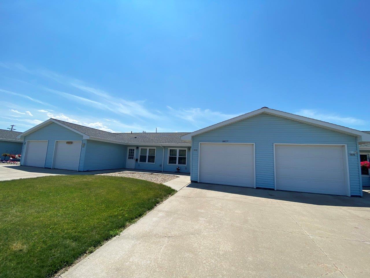 Elm Edge Townhomes I in Mitchell SD Mills Property ManagementMills