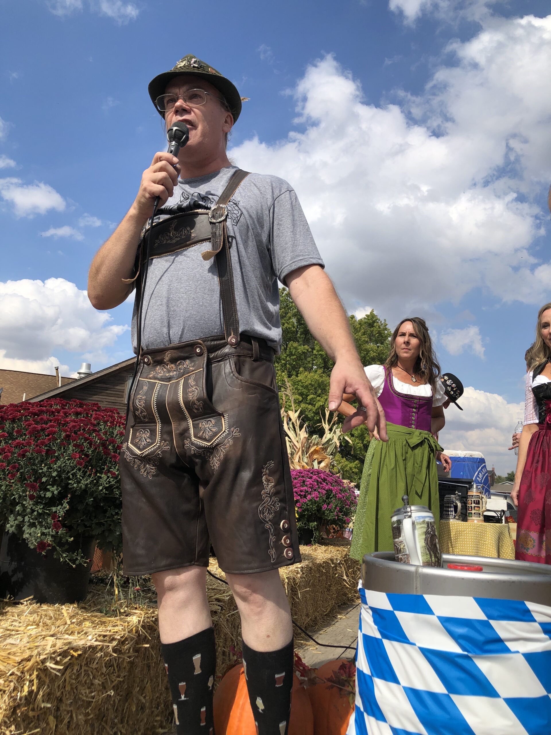 OFFICIAL OKTOBERFEST KEG TAPPING & FREE BEER AT MILLSTREAM BREWING CO. Millstream Brewing Co.