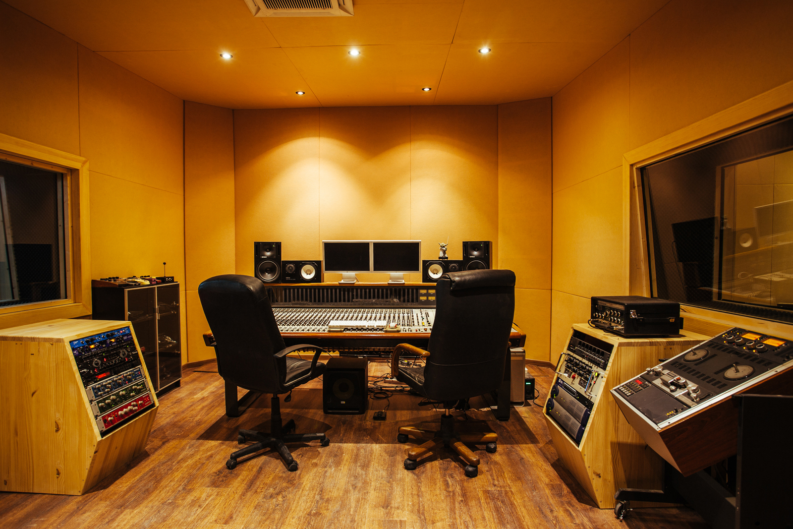 Estudio Uno Recording Studio, Spain Floorplan Miloco