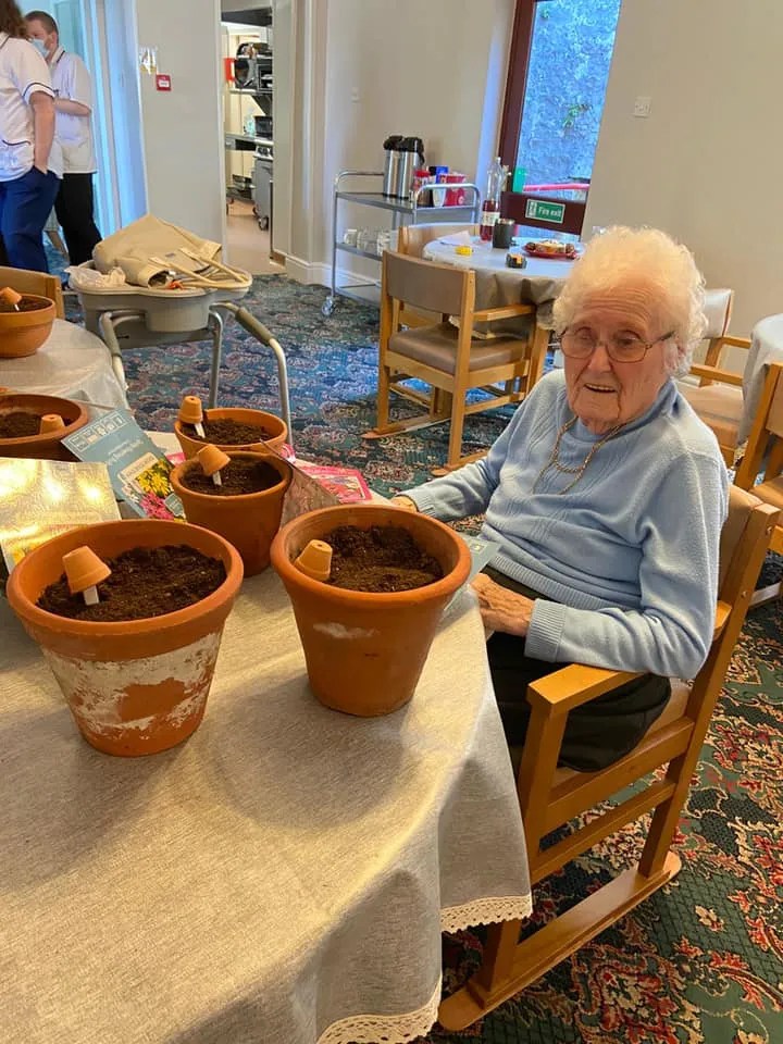 Fun planting spring bulbs Milton House Care Home