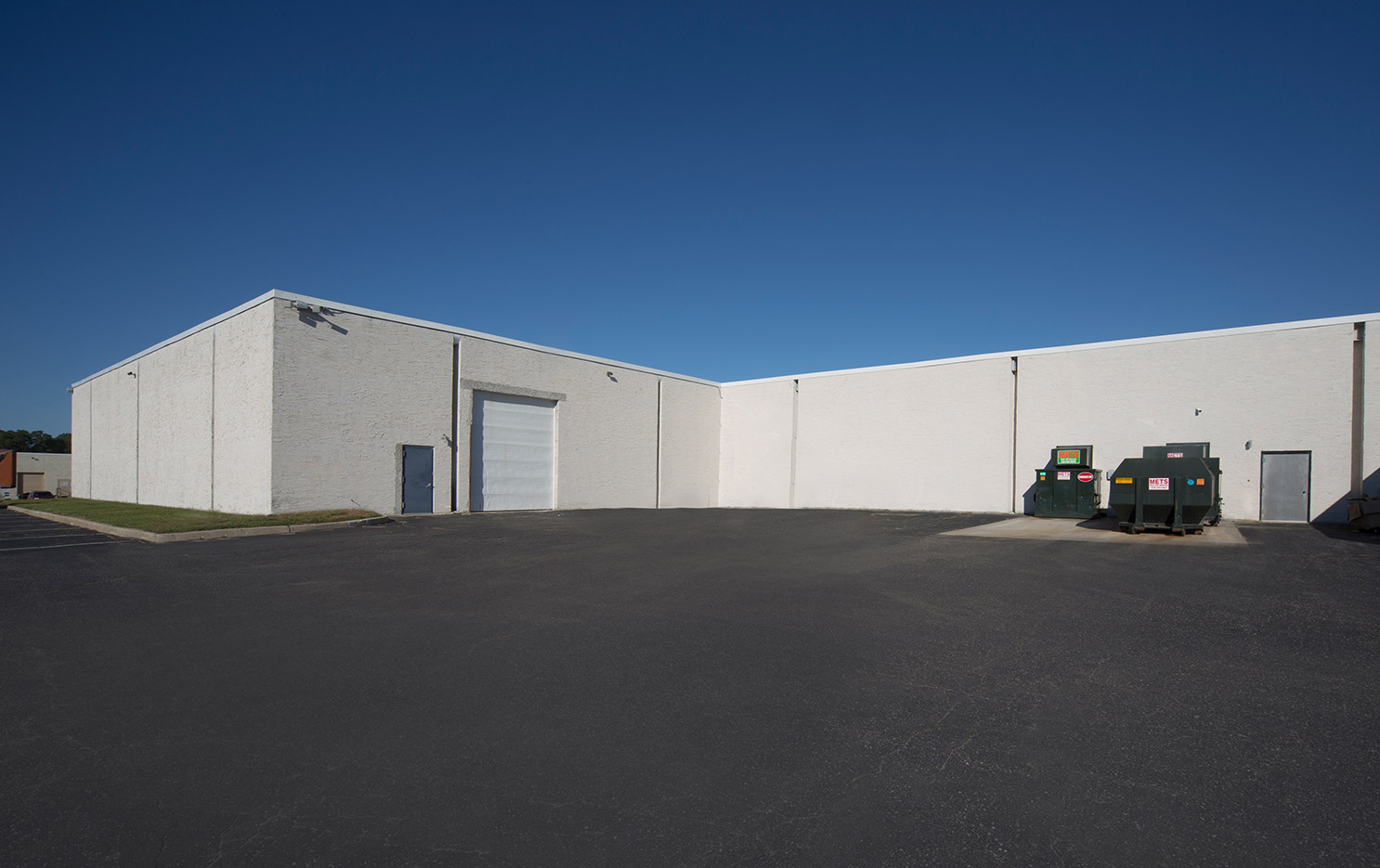 Warehouse Space for Rent in Ronkonkoma, NY 100 13th Ave