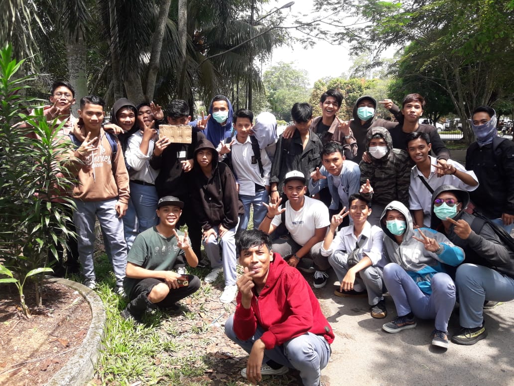 Pelajar Pontianak Bolos Sekolah Demi Ikut Aksi | Mimbar Untan