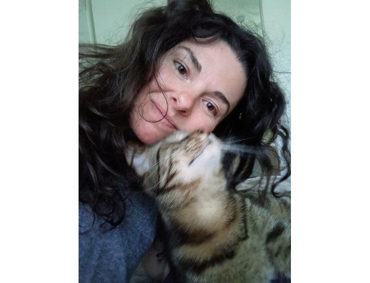 Pet & House Sitter in Victoria [ID 1t4p] Mindahome Australia