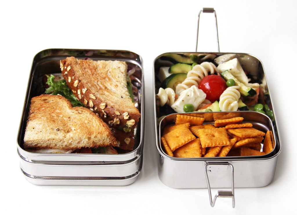 Your NEW Favorite Reusable Lunch Container!