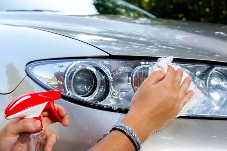 Can You Wax Headlights? (Yes, You Certainly Can)
