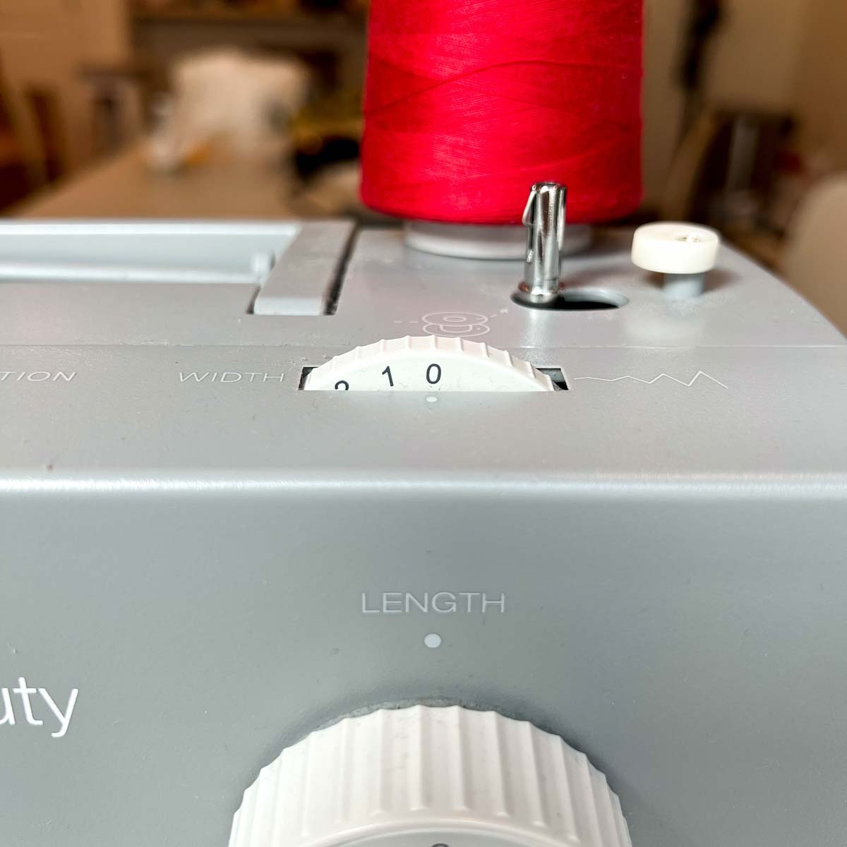 Beginner's How to Use a Needle Threader on a Sewing Machine MindyMakes