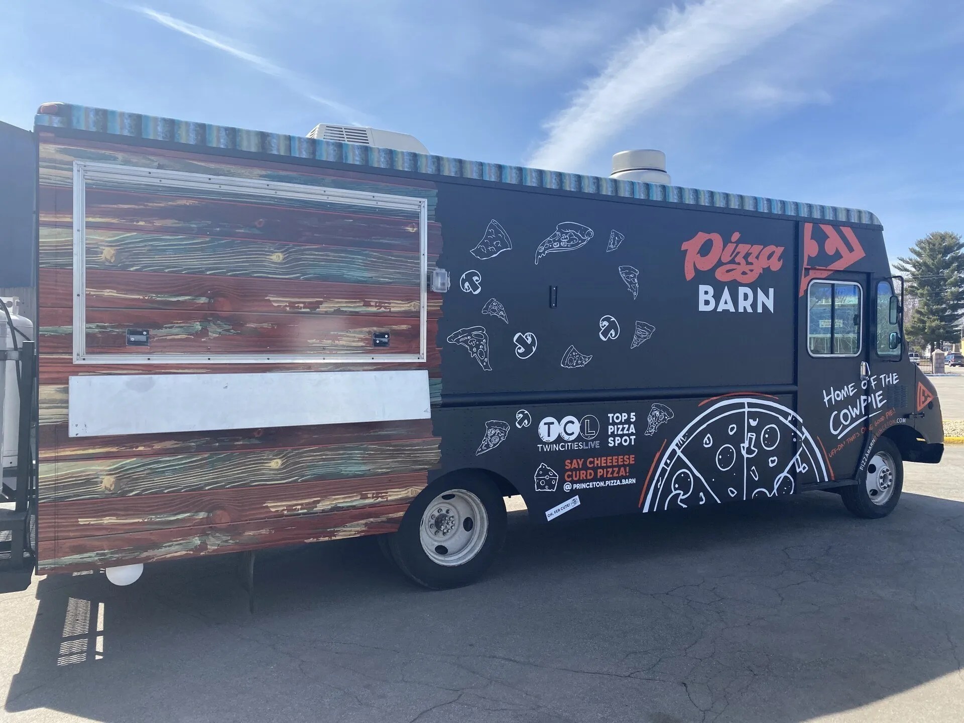 Pizza Barn Mineral Springs Brewery