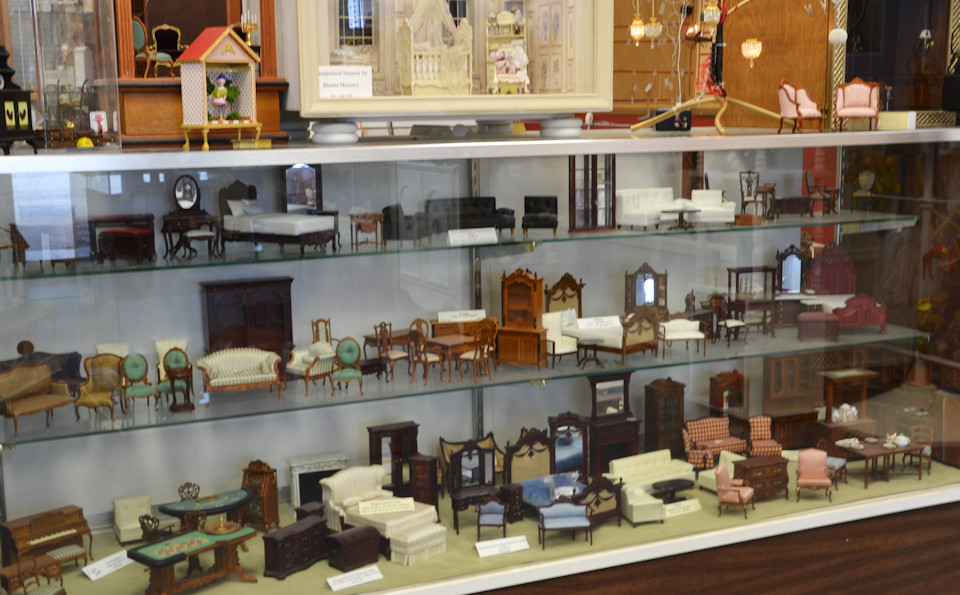Miniature Cellar Dollhouse Miniatures in Ohio, For Collectors of Fine