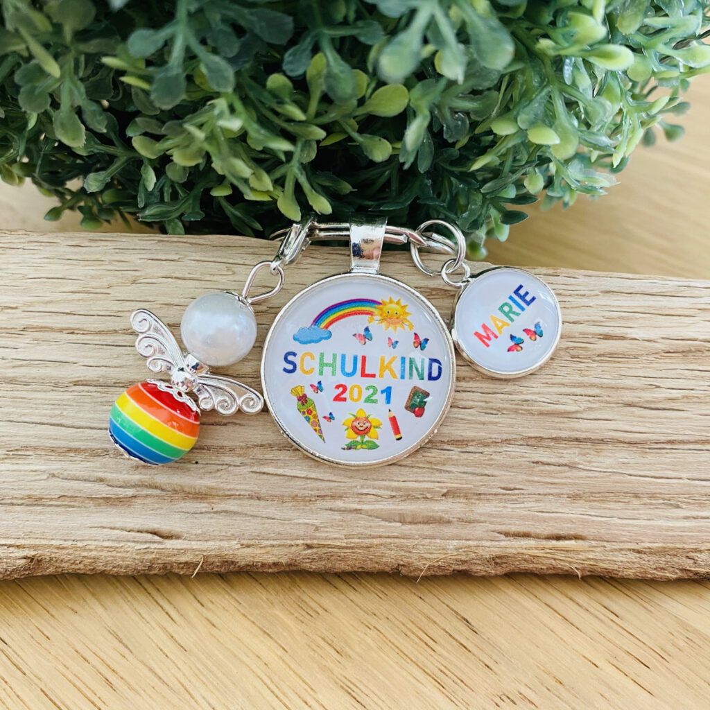 Schlüsselanhänger Schulkind 2021 personalisierbar MiniGeschenke.de