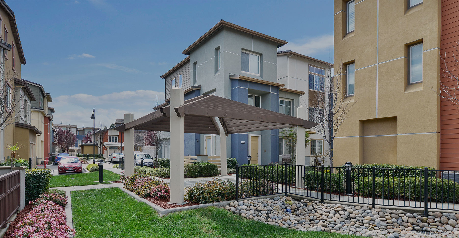 Mini Kalkat Intero Real Estate