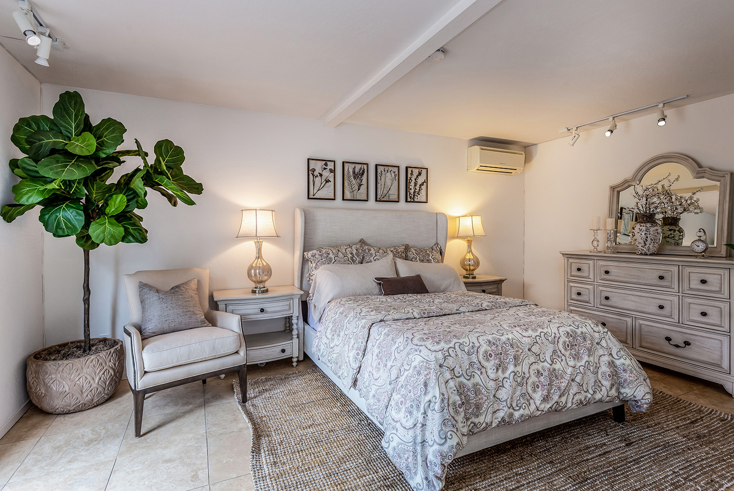 260 Tyrella Ave, Mountain View