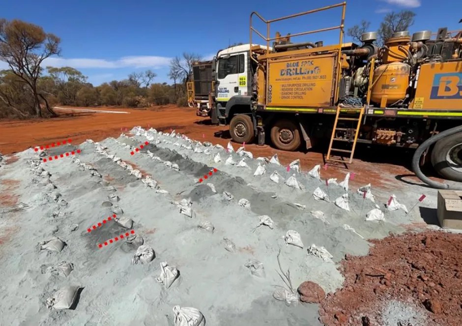 Cosmo Metals uncovers base metals intersections from pXRF data at