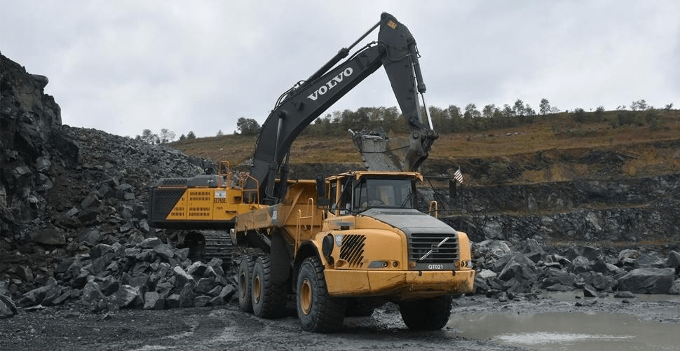 Quarry saves costs and fuel with downhill hauling