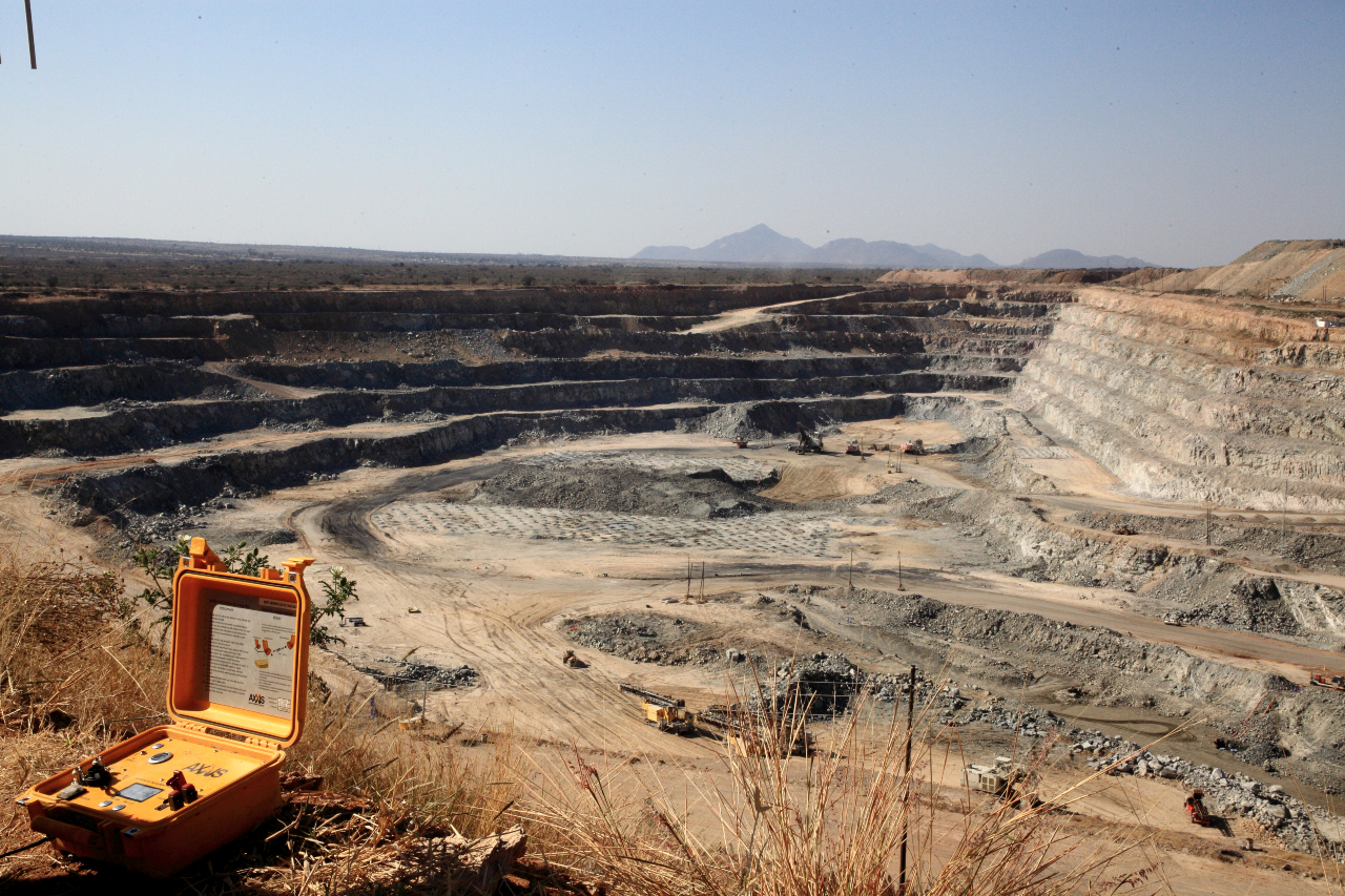 South Africa Mines push on as SA plays catchup. SADC Mining