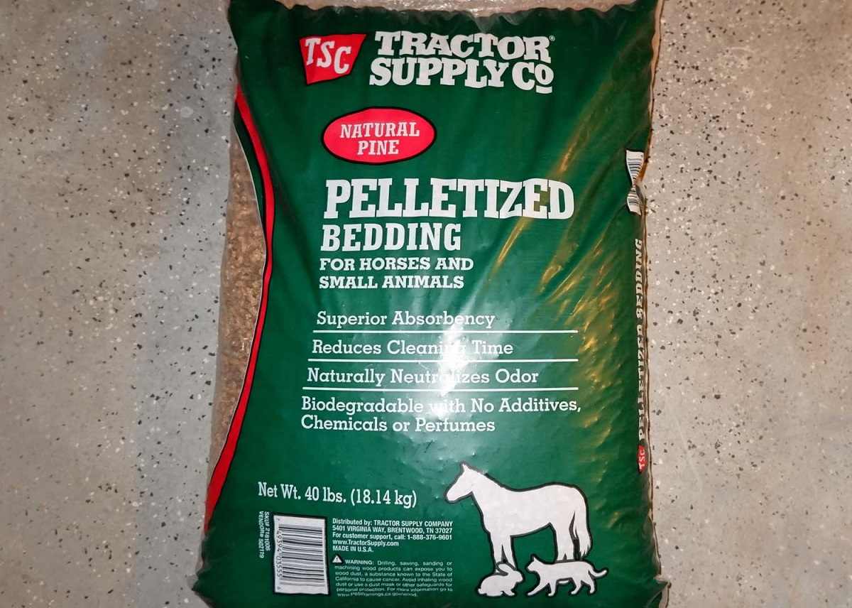 Revisión de la arena para gatos de pellets de pino natural de Unker