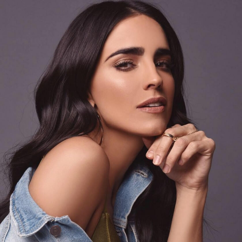 Telemundo revela al elenco estelar de Parientes a la Fuerza, una nueva