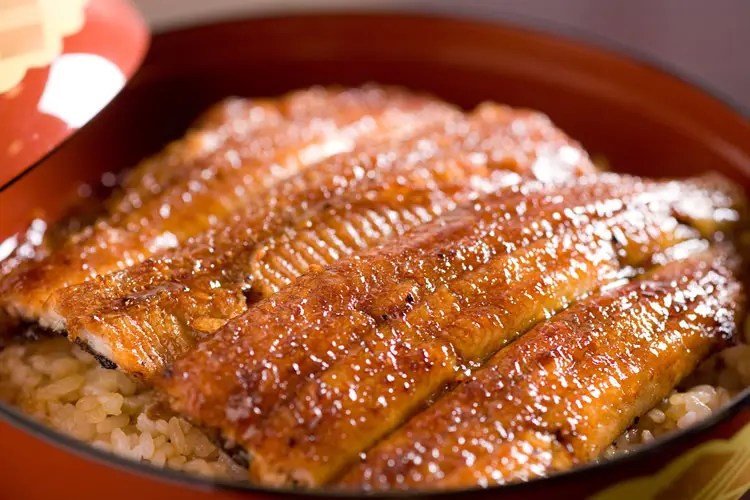 関西風うなぎの最高峰「魚伊本店」慶応三年の焼きの歴史を堪能│みんなのじもと