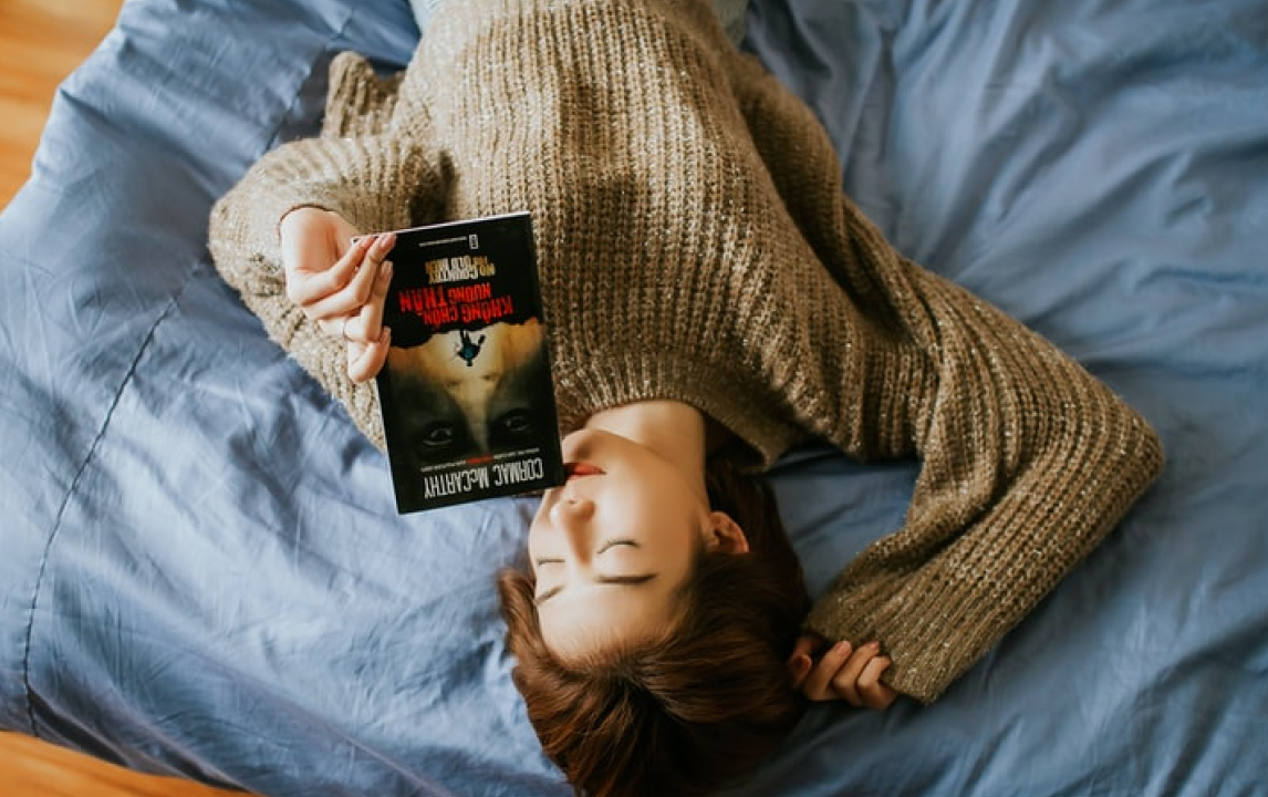 The Best Sleeping Positions for Snorers Mintal