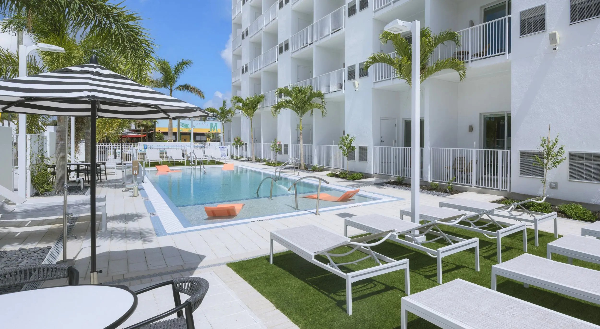 Mint House St. Petersburg Downtown, FL Apartment Hotel