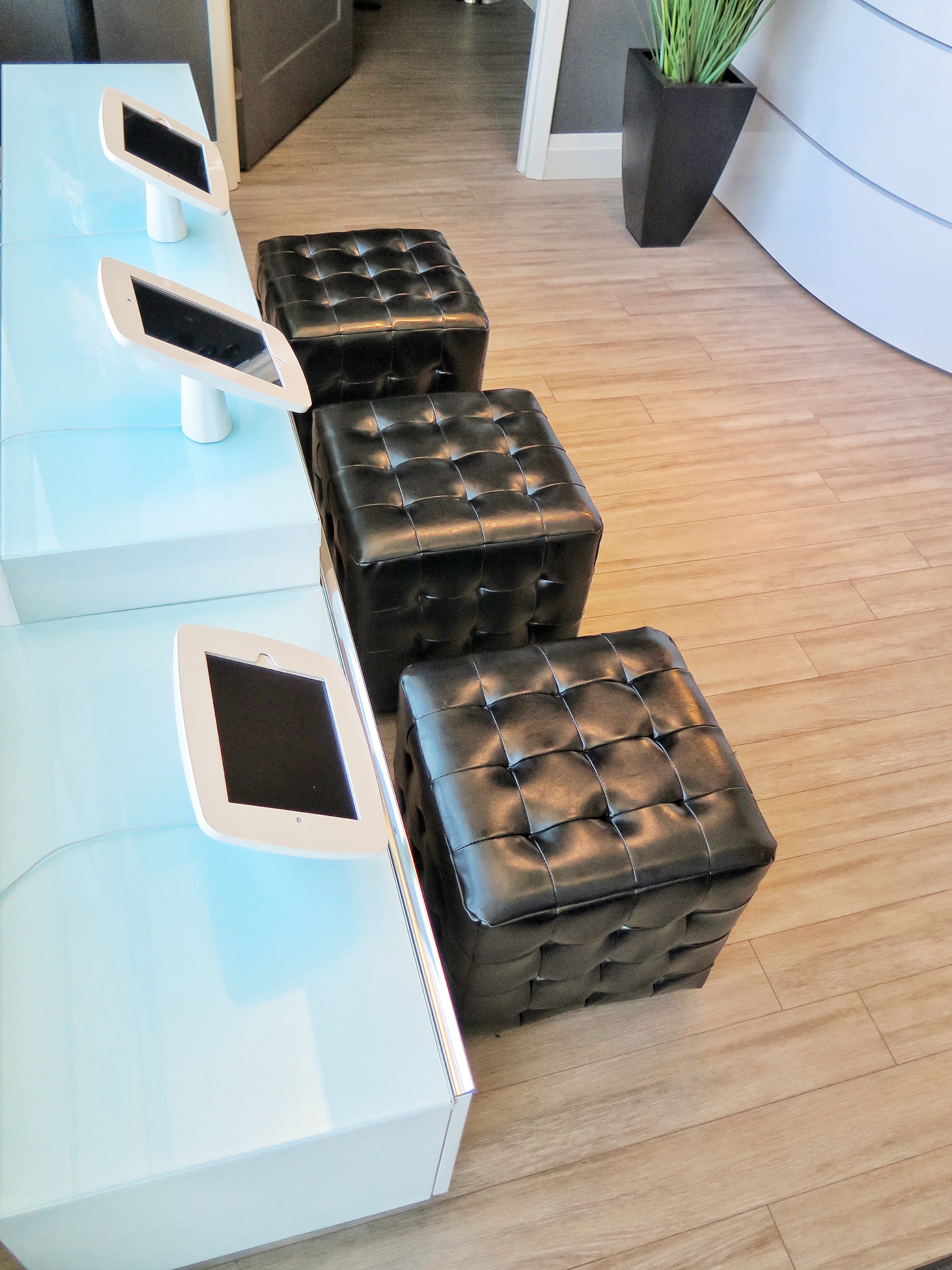 London Ontario Dentist Kid's iPad Station Mint Leaf Dental