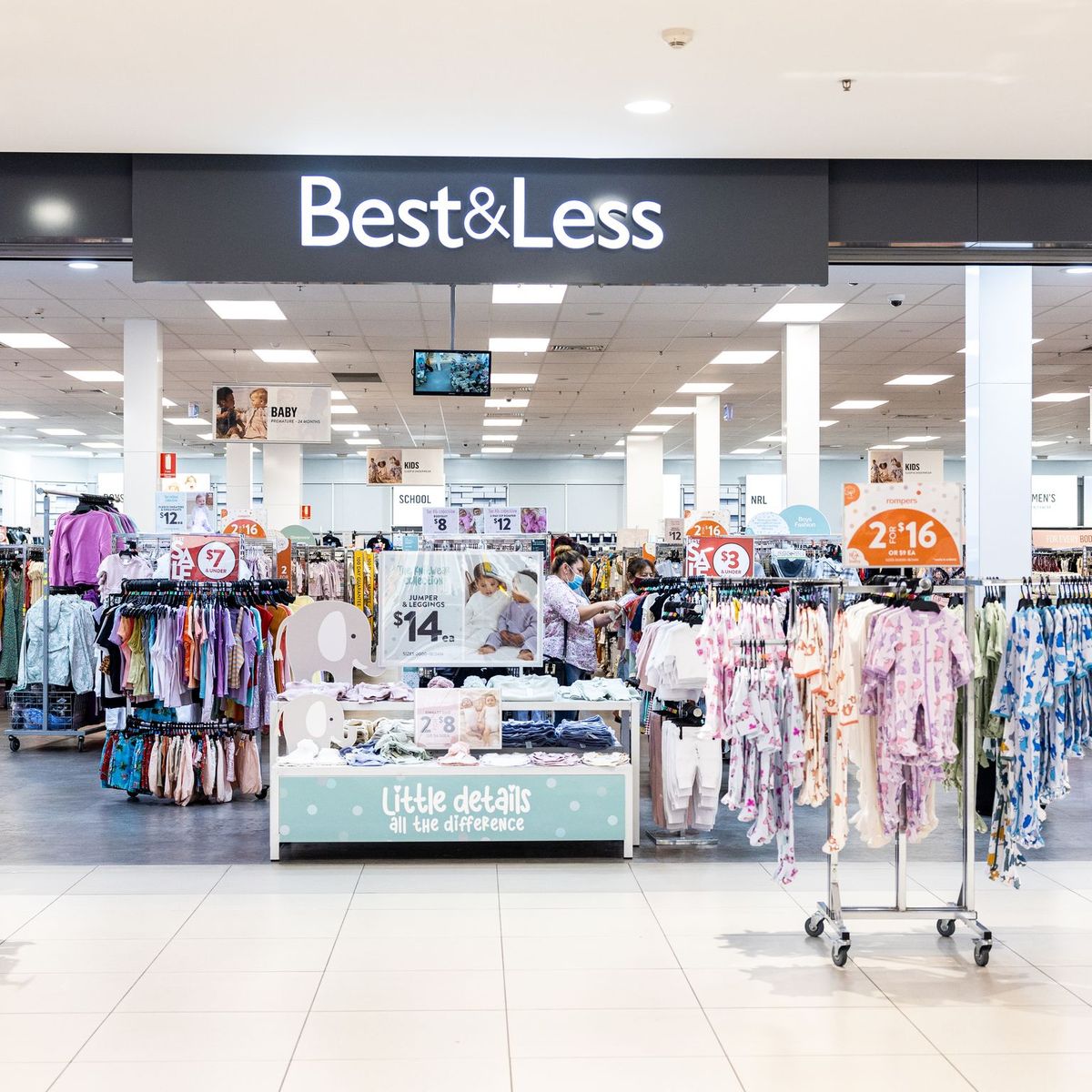 Best and Less Minto Mall