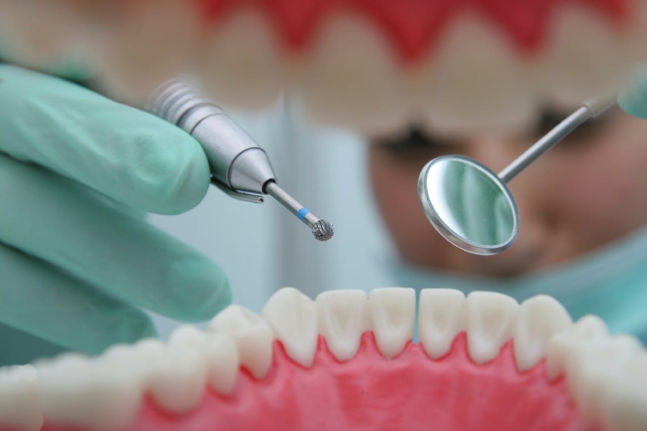 Top 5 Trends in Cosmetic Dentistry Miosuperhealth